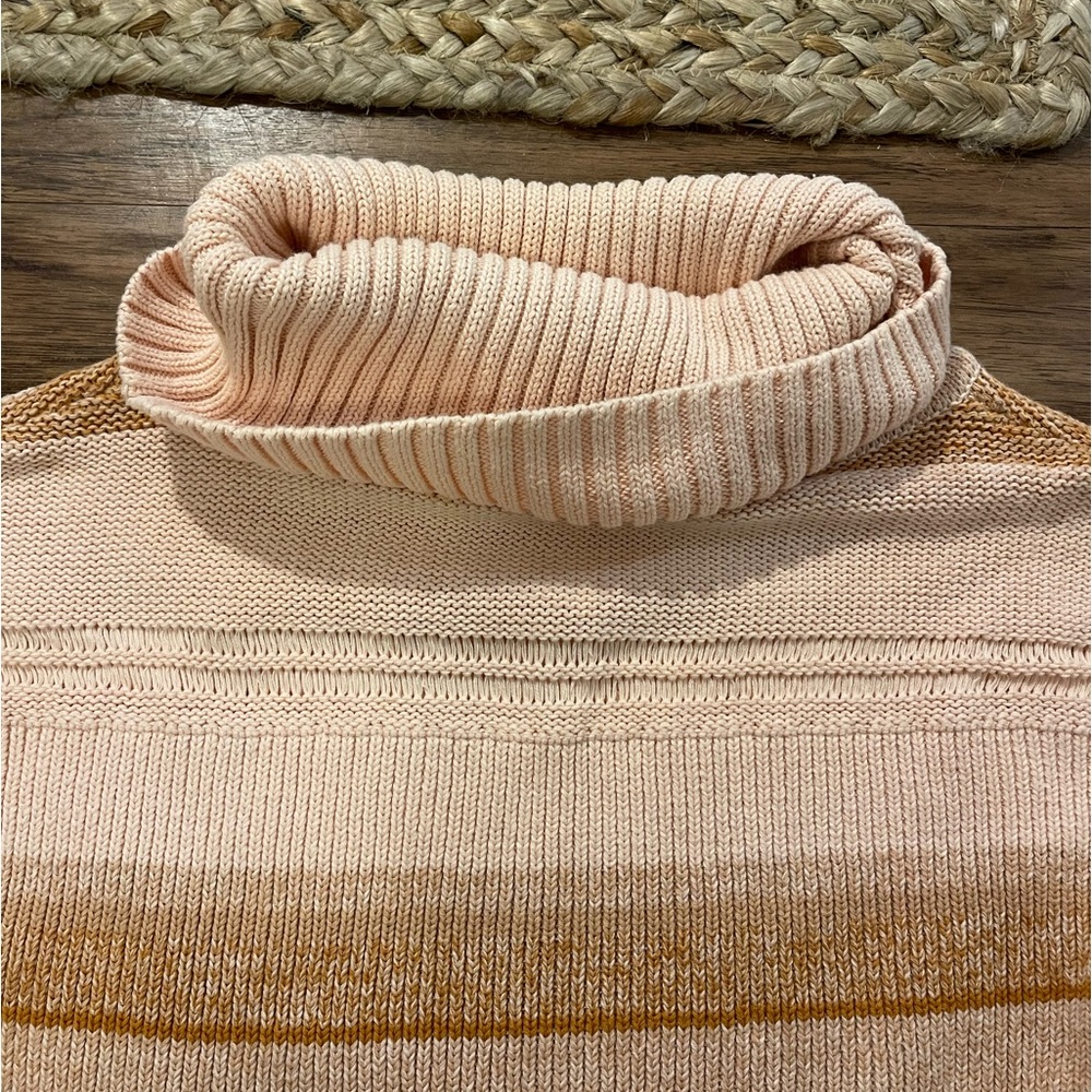 Free People Sweater - Picture 3 of 5